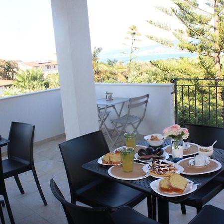 Residenza Anna Calabria Bed and Breakfast Briatico Buitenkant foto