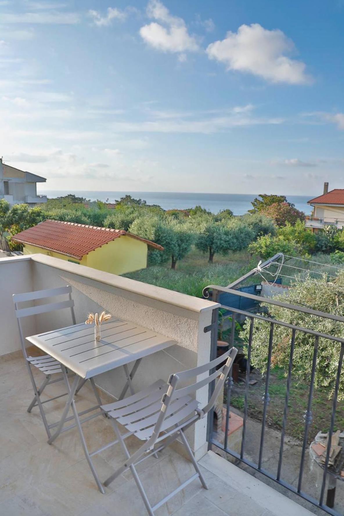 Residenza Anna Calabria Bed and Breakfast Briatico Buitenkant foto
