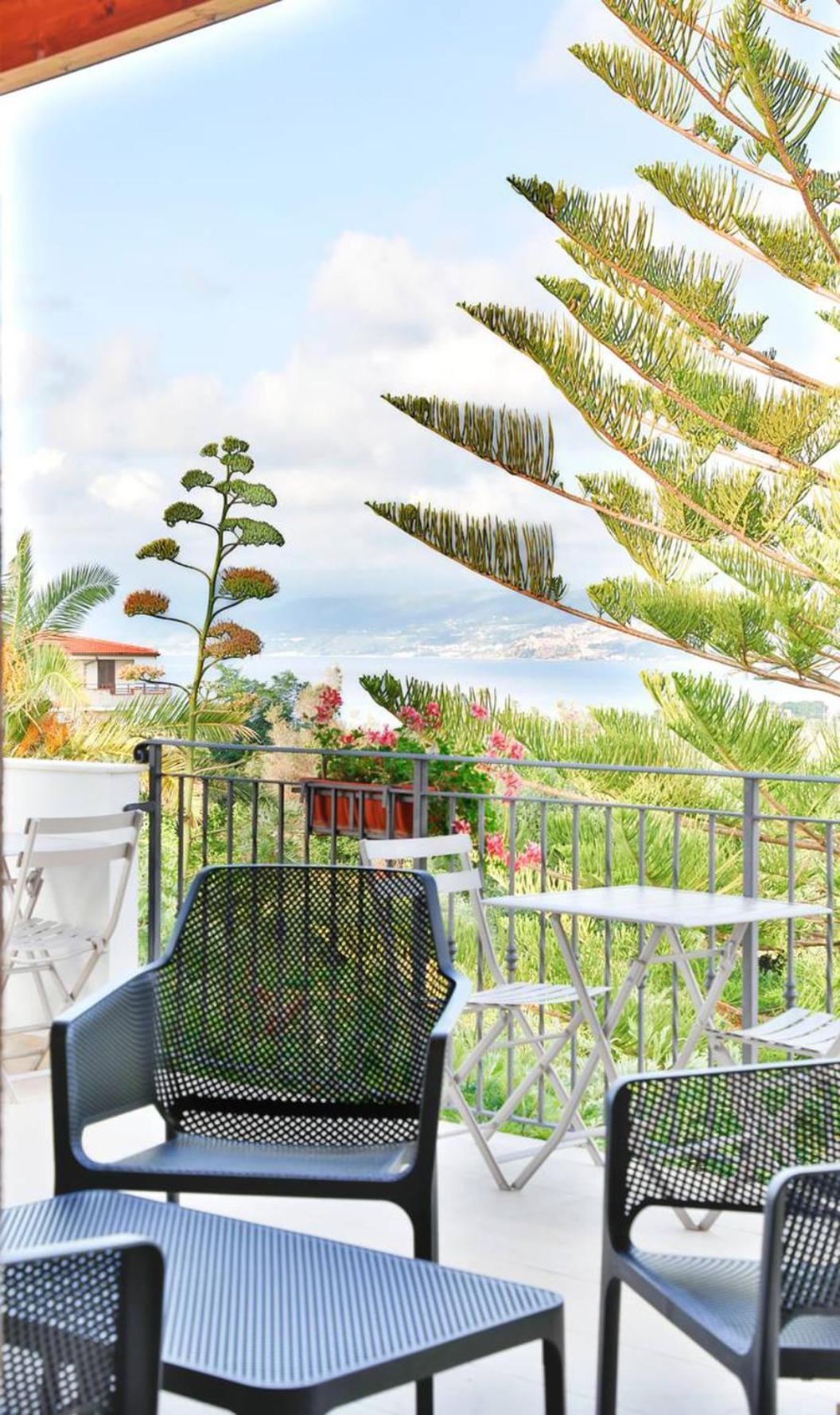 Residenza Anna Calabria Bed and Breakfast Briatico Buitenkant foto